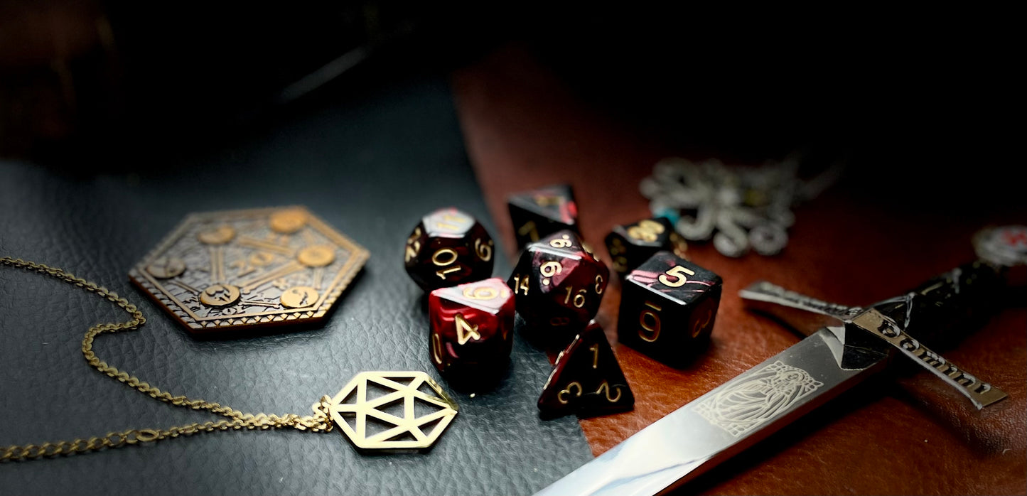 Elemental dark red and black resin polyhedral dice set. Harness the power of the fire elemental spirits with these fantastic resin dice. Combining dark red and black swirls, each dice has its own unique pattern. They are standard 16mm polyhedral dice sets perfect for Tabletop games and RPG's such as pathfinder or dungeons and dragons. This set includes one of each D20, D12, D10, D%, D8, D6, D4.