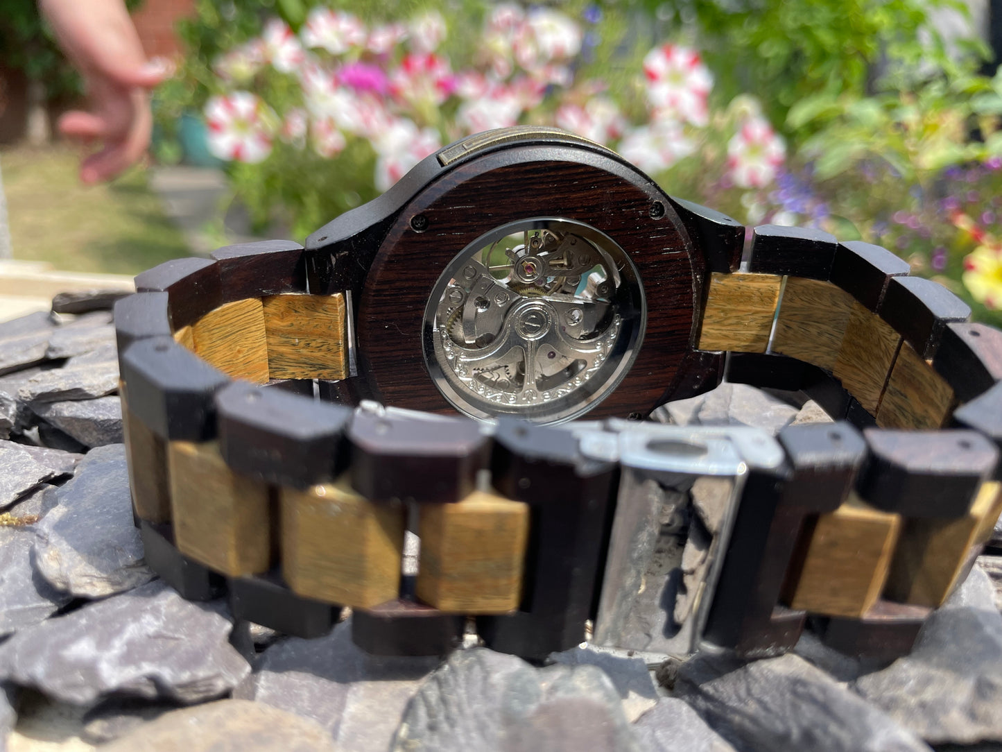 Walnut & Metal Cog Design Interlocking Strap Self Winding Wooden Eco Watch
