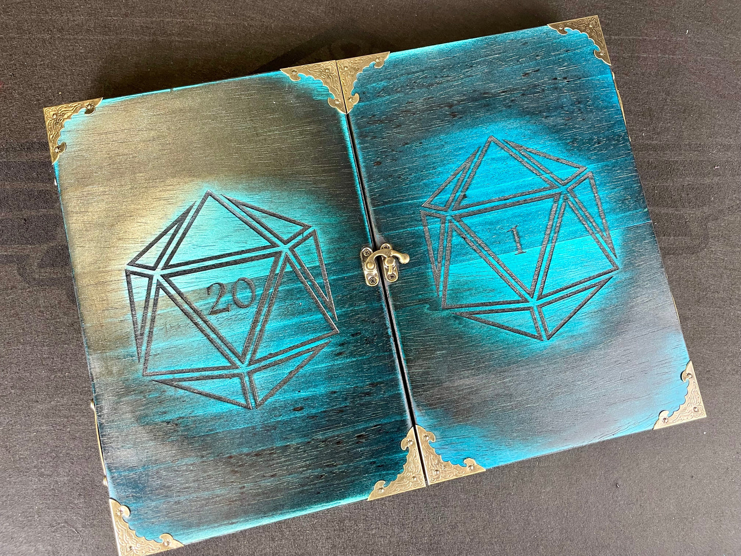 Welcome To The Table Color Highlight DM Screen