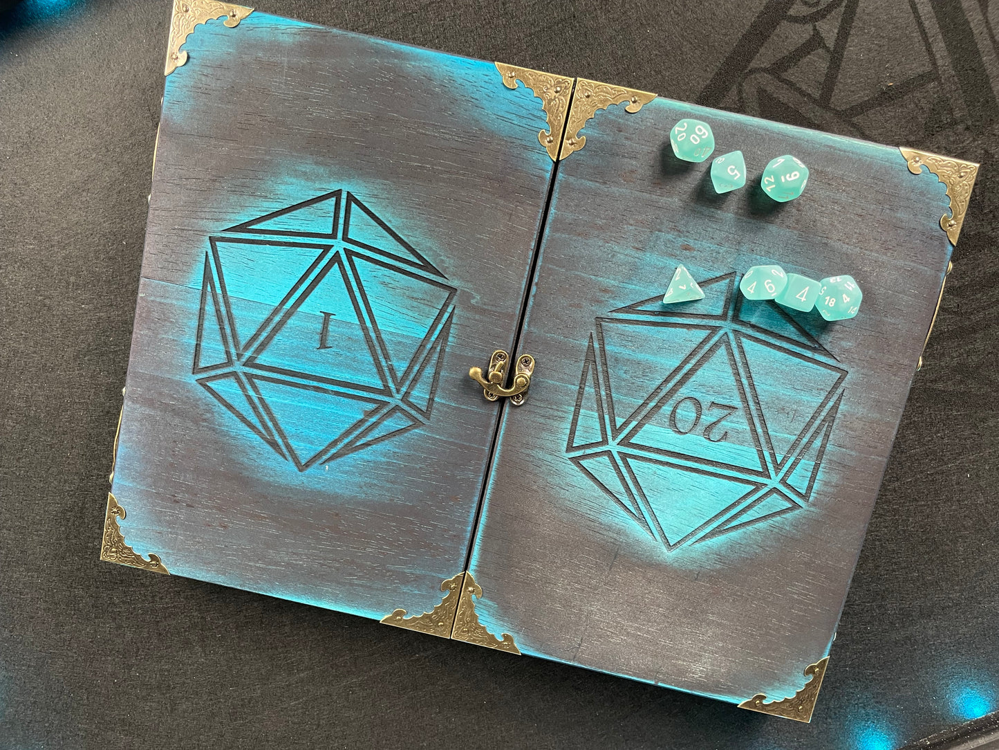 Welcome To The Table Dungeon Master Screen