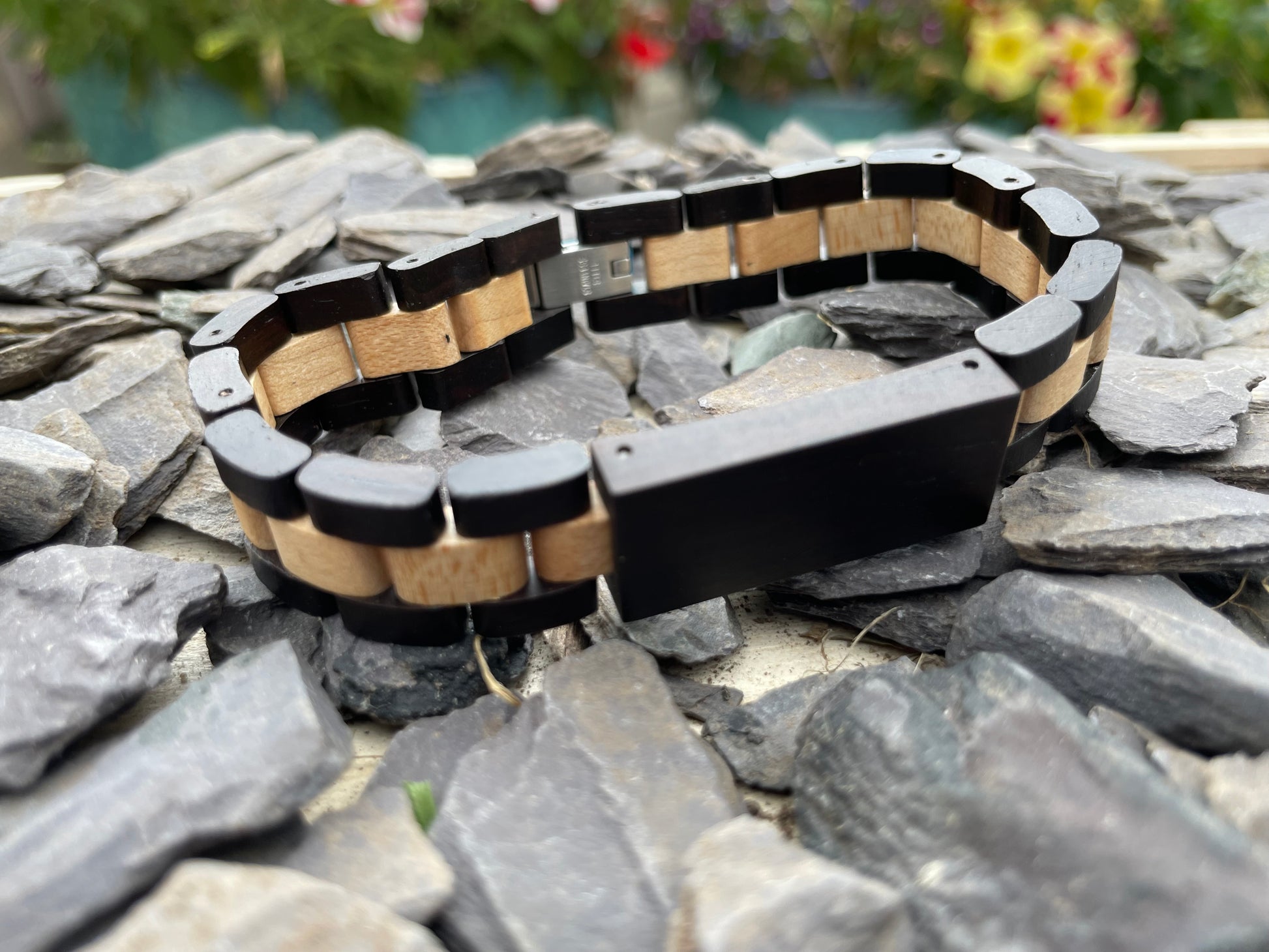 Black Walnut & Zebrano Bracelet

Made from solid walnut and "Zebra Wood" Zebrano; these bracelets are both comfortable to wear and a unique piece of jewellery.