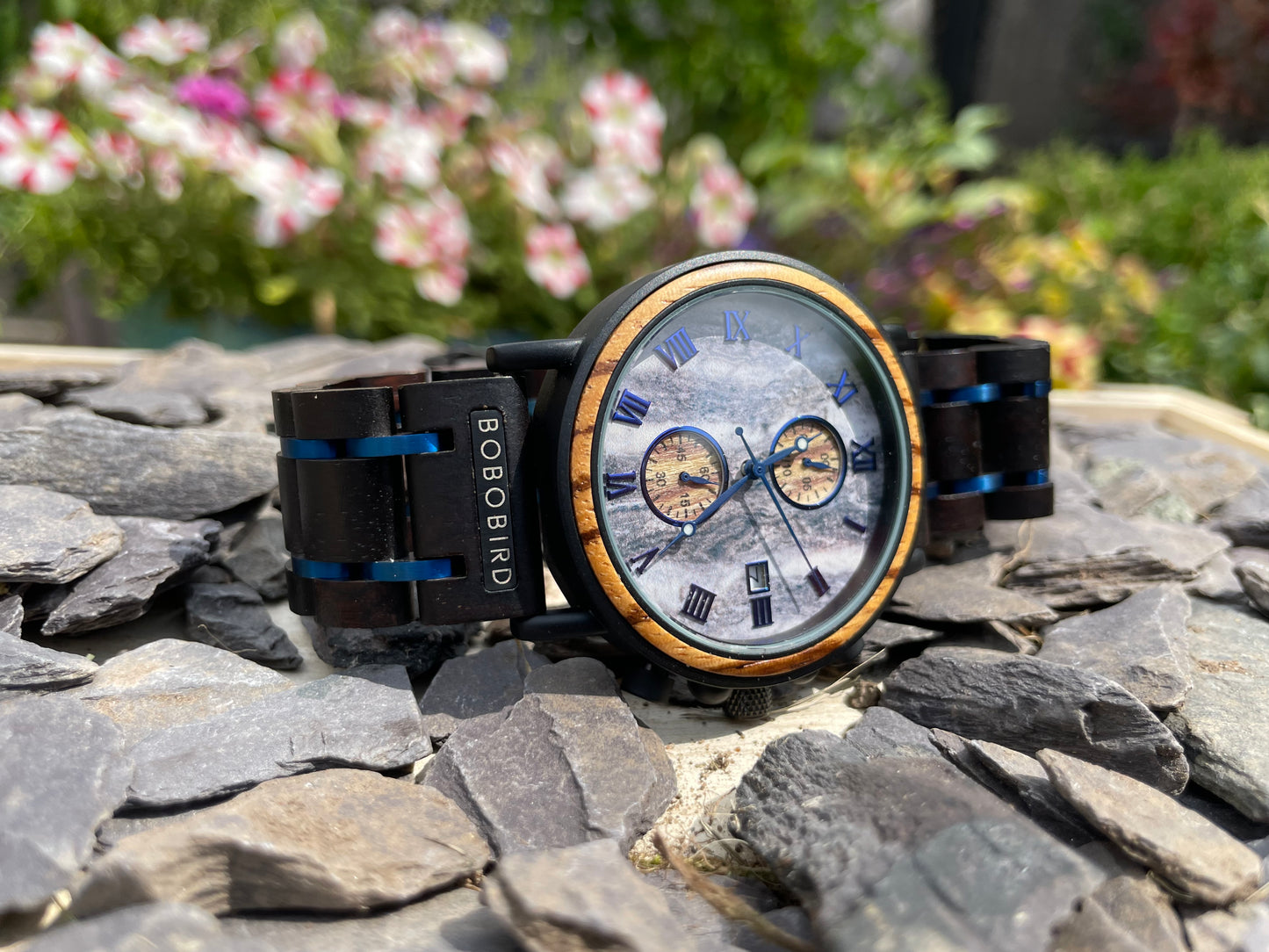 Black Wood & Blue Metal Interlocking Strap Self Winding Wooden Eco Watch

Made from solid wood and blue anodised stainless steel; these watches are both comfortable to wear and a unique timepiece. Free UK delivery by Fandomonium