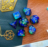 Gemini Blue Green Chessex Dice Set These genuine Chessex polyhedral dice sets are a perfect addition to any dice collection. They are standard 16mm polyhedral dice sets perfect for Tabletop games and RPG's such as pathfinder or dungeons and dragons. Free UK Delivery from Fandomonium