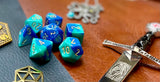 Gemini Blue Teal Chessex Dice Set These genuine Chessex polyhedral dice sets are a perfect addition to any dice collection. They are standard 16mm polyhedral dice sets perfect for Tabletop games and RPG's such as pathfinder or dungeons and dragons. Free UK Delivery by Fandomonium