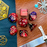 Gemini Red Purple Chessex Dice Set These genuine Chessex polyhedral dice sets are a perfect addition to any dice collection. They are standard 16mm polyhedral dice sets perfect for Tabletop games and RPG's such as pathfinder or dungeons and dragons. Free UK Delivery by Fandomonium