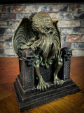Cthulhu's Throne Resin Figurine. Free UK delivery by Fandomonium