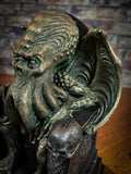 Cthulhu's Throne Resin Figurine. Free UK delivery by Fandomonium