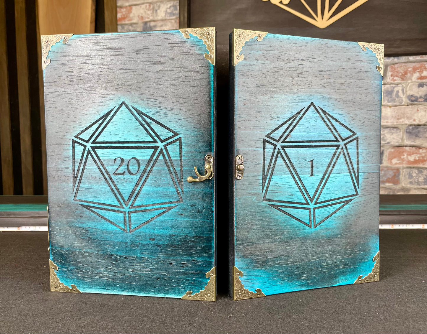 Welcome To The Table Color Highlight DM Screen