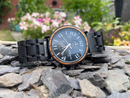 Stencil Style Face With Black Wood & Metal Interlocking Strap Self Winding Wooden Eco Watch

Made from solid wood and black anodised stainless steel; these watches are both comfortable to wear and a unique timepiece.