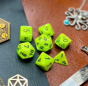 Lime Vortex Chessex Dice Set. These genuine Chessex polyhedral dice sets are a perfect addition to any dice collection. They are standard 16mm polyhedral dice sets perfect for Tabletop games and RPG's such as pathfinder or dungeons and dragons. This set includes one of each D20, D12, D10, D%, D8, D6, D4.