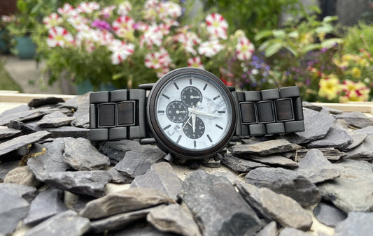 Walnut And Black Metal Self Winding Eco Watch

Made from solid Walnut; these watches are both comfortable to wear and a unique timepiece.