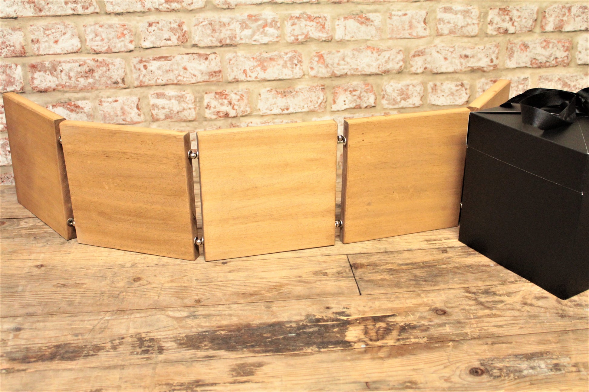 Magnetic DM Screen, Dungeon Master Screen, Wooden Table Top Gaming Screen